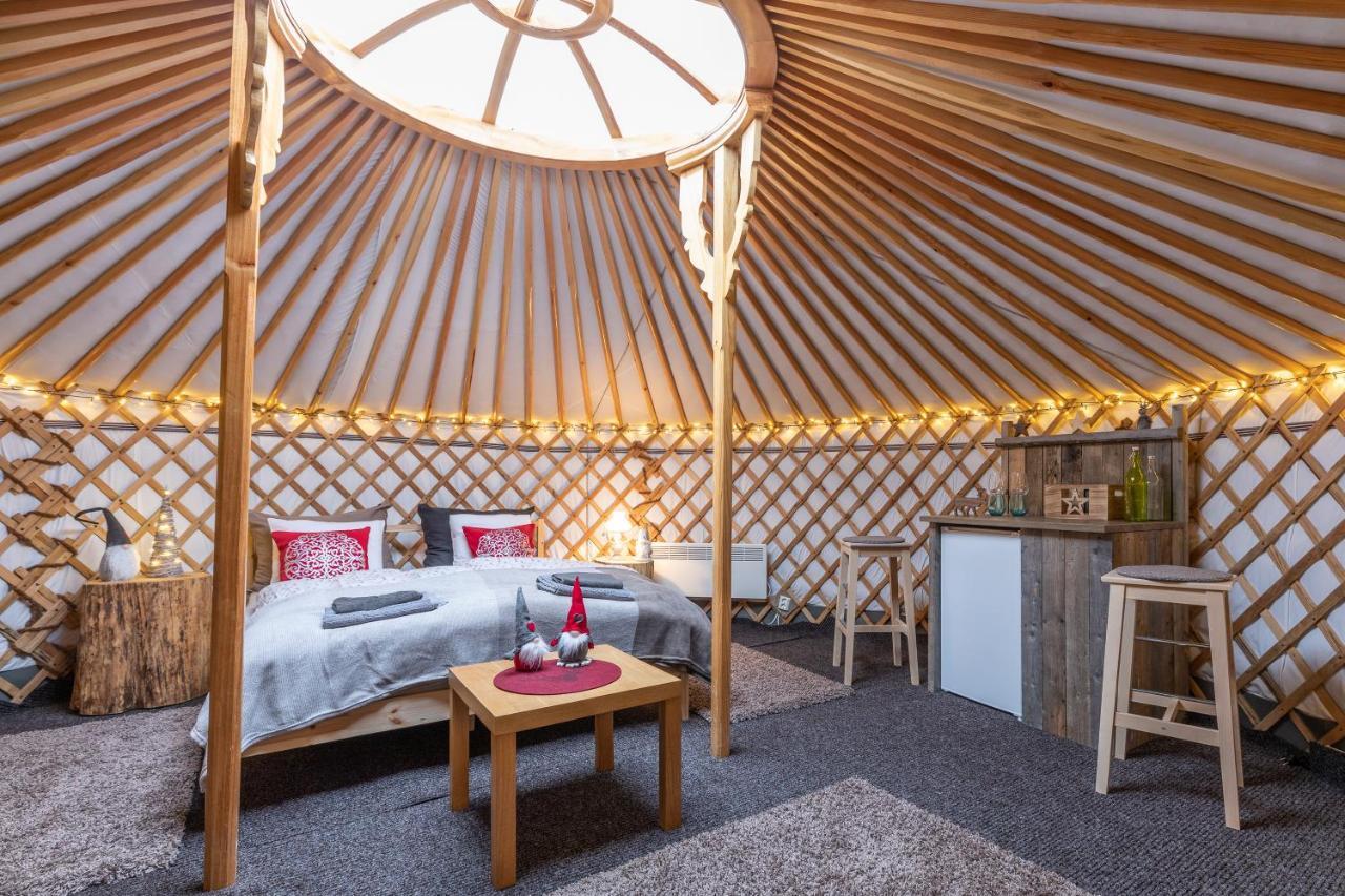 Yurt District Hotel Rovaniemi Exterior photo